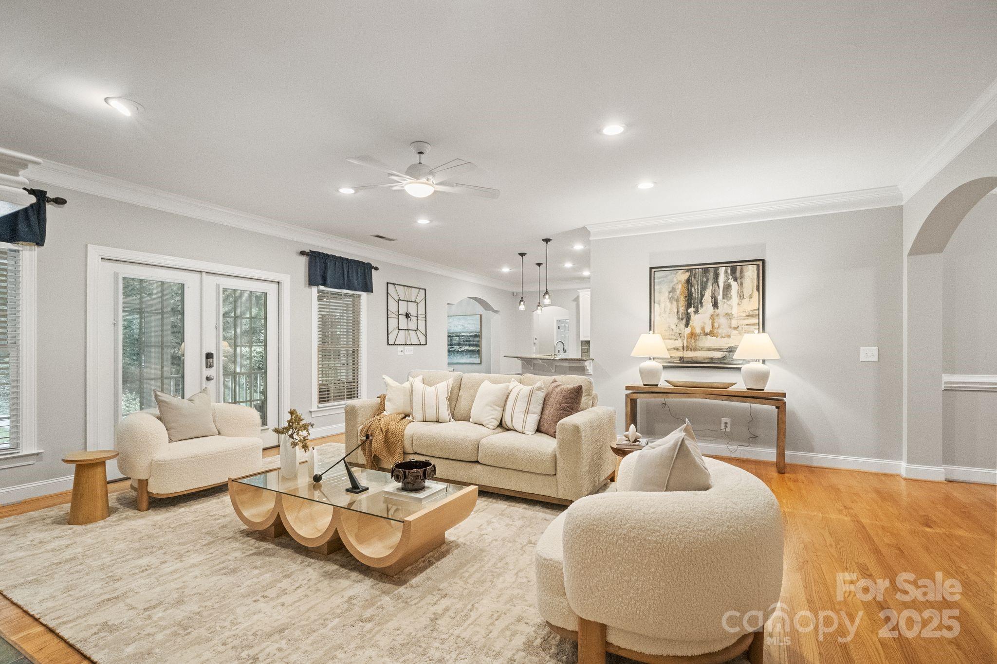 501 Colonels Court