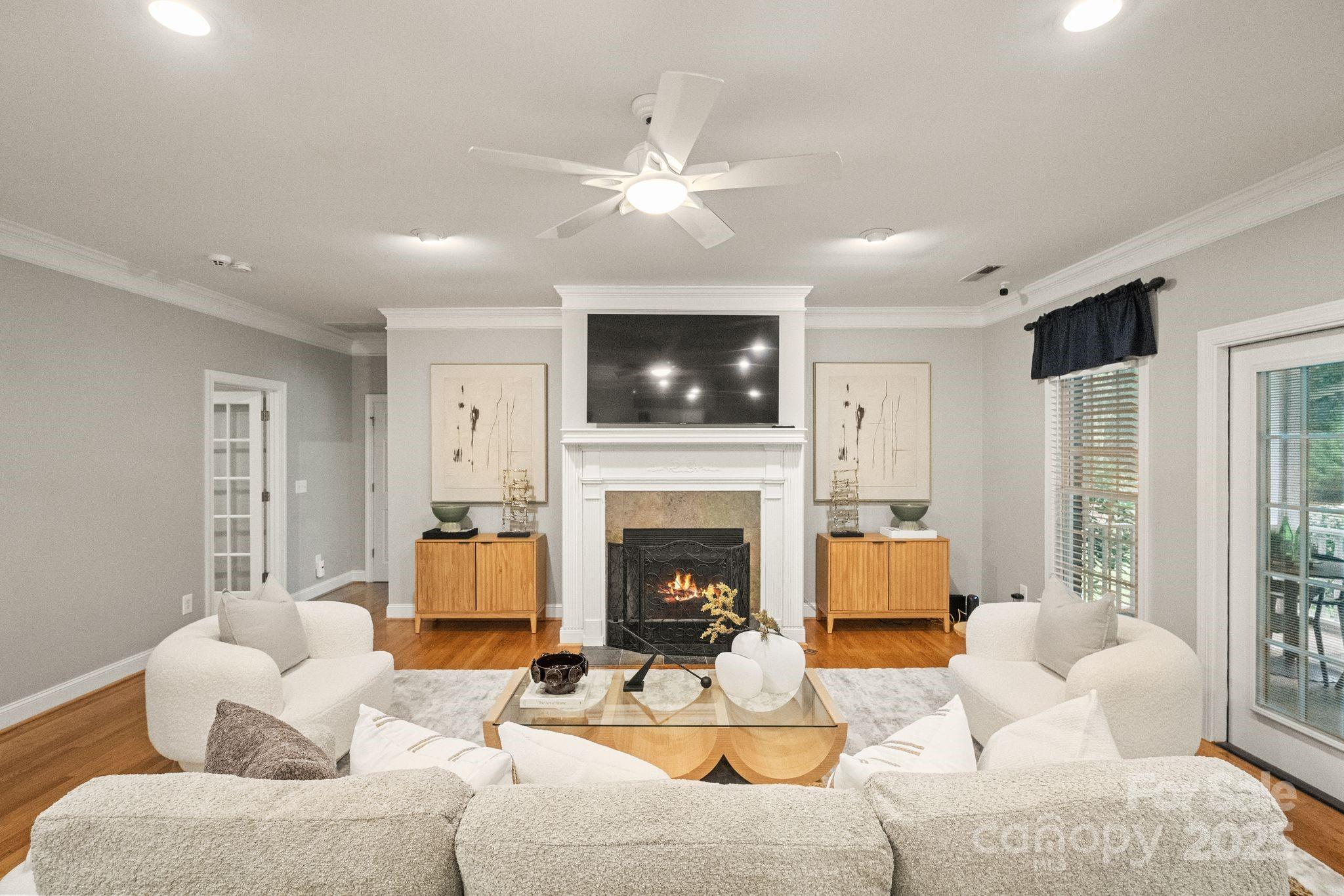 501 Colonels Court