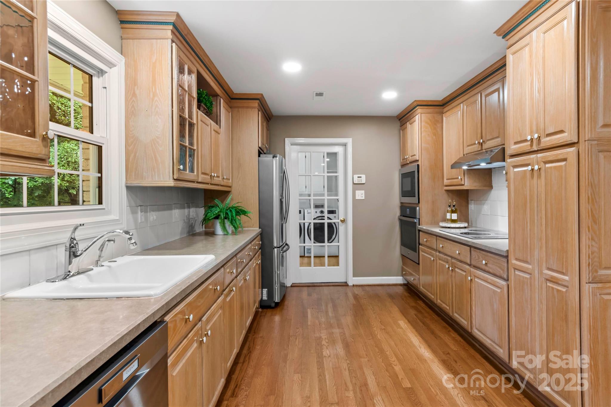 431 Hearthside Drive