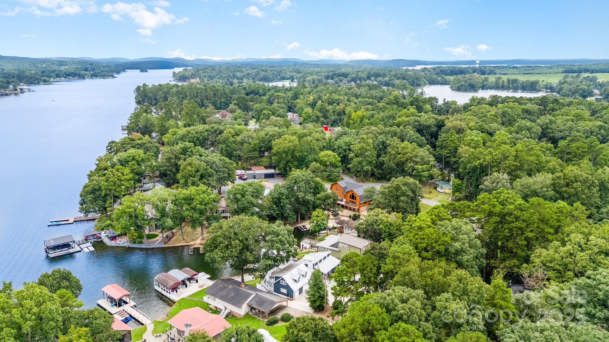910 & 914 Pinehaven Drive Unit: 141, 142