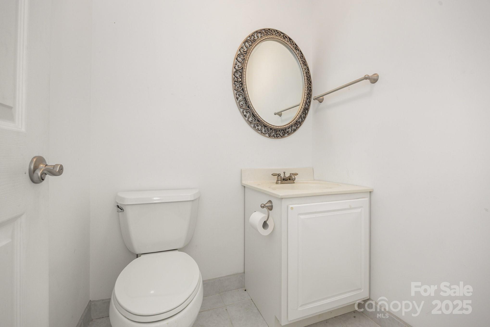 910 & 914 Pinehaven Drive Unit: 141, 142