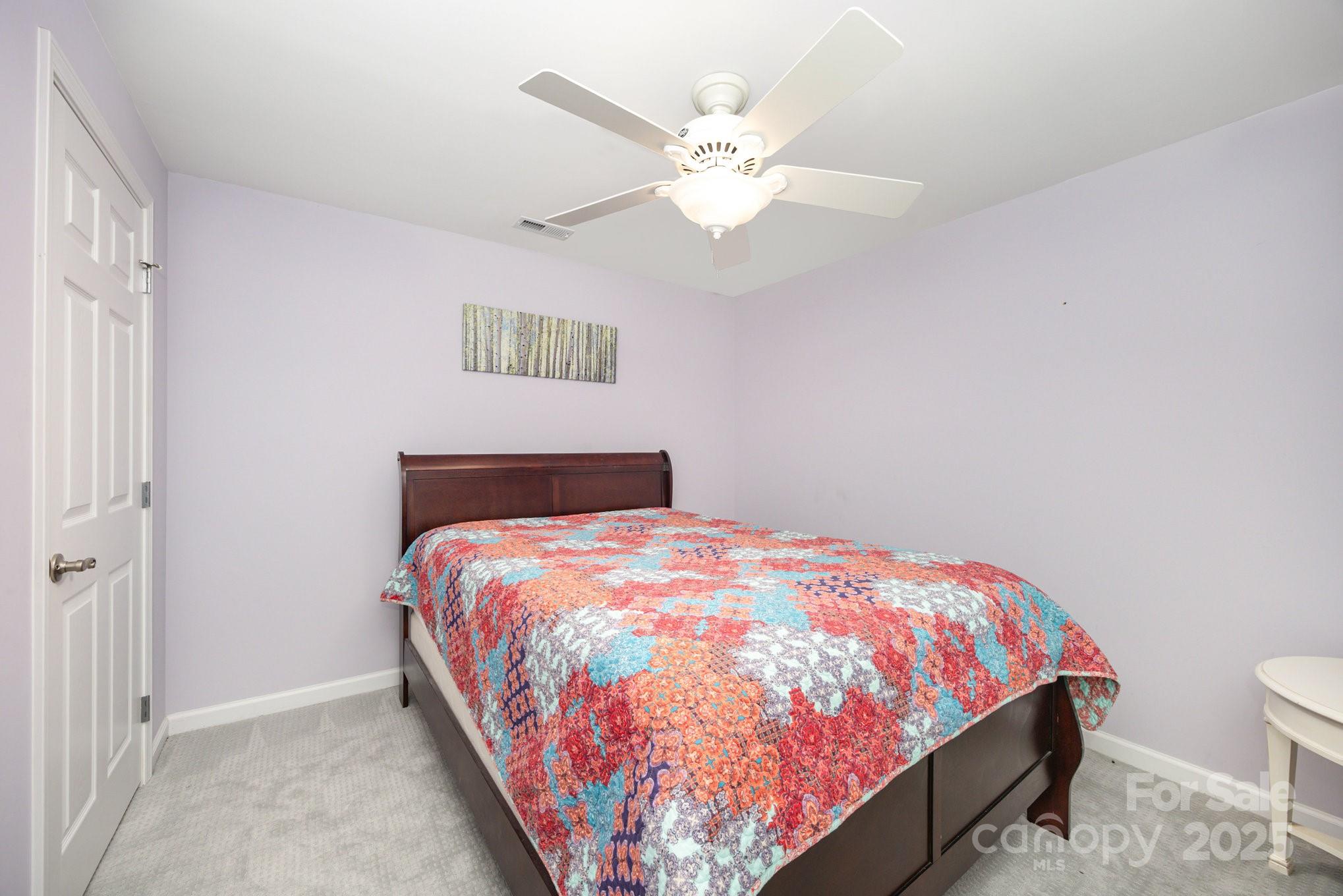 910 & 914 Pinehaven Drive Unit: 141, 142