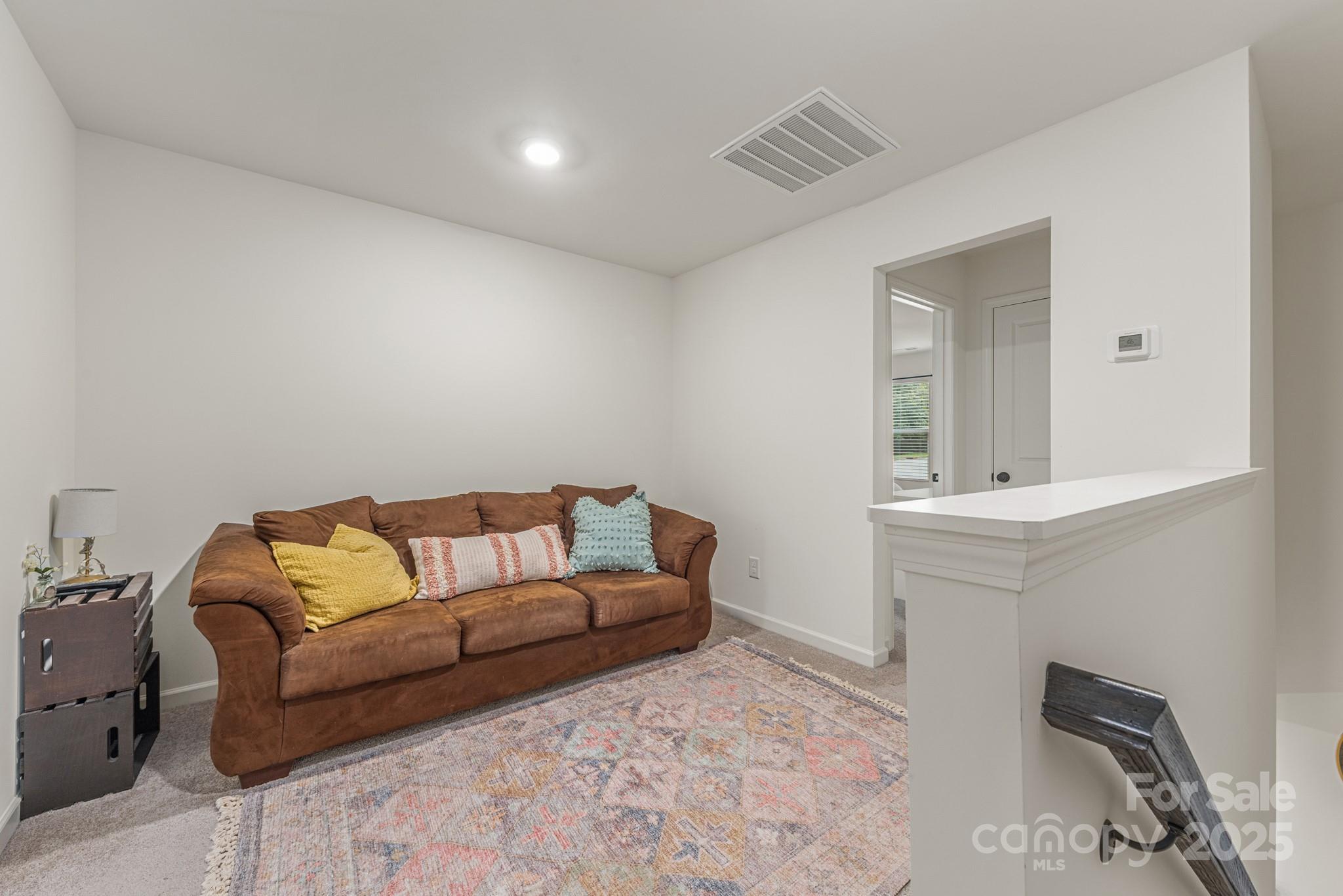 2038 Crooked Oak Lane Unit: 16