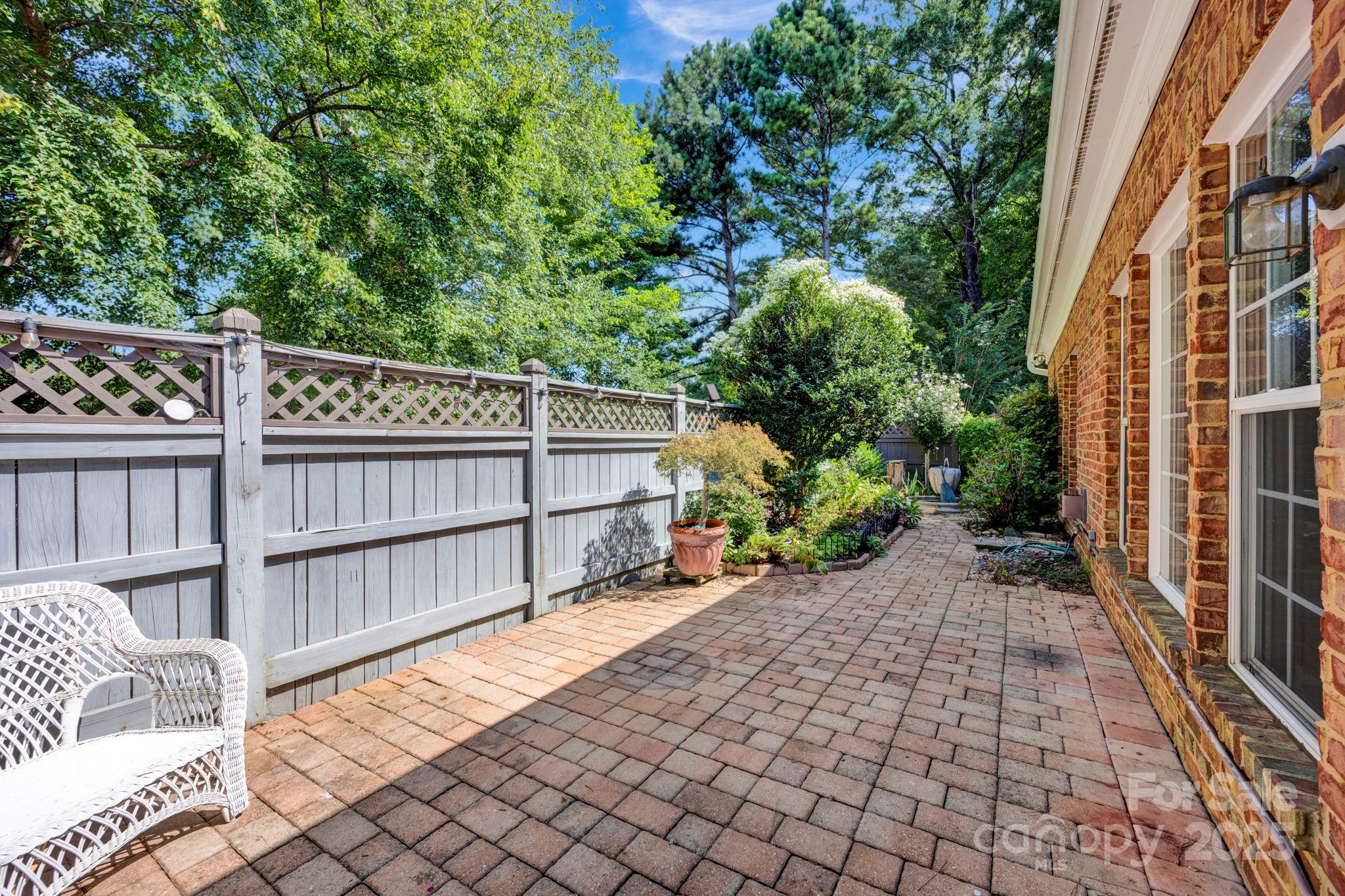 833 Treverton Drive