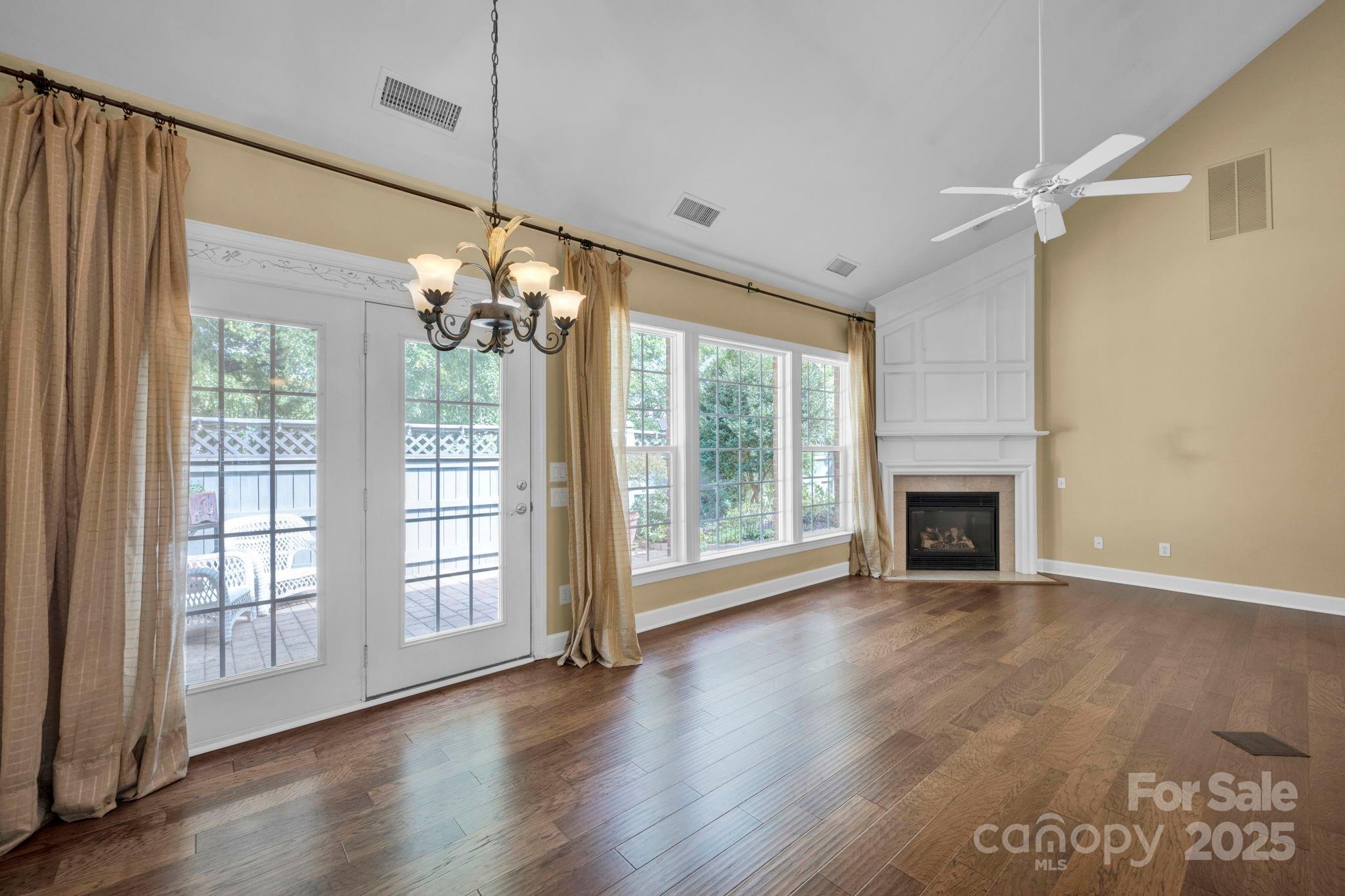 833 Treverton Drive