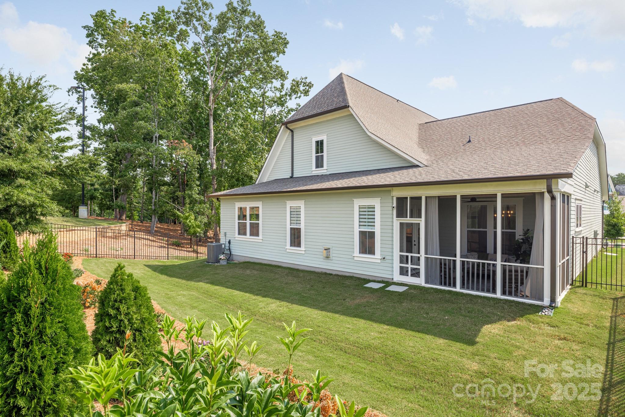 1006 Garden Terrace Circle