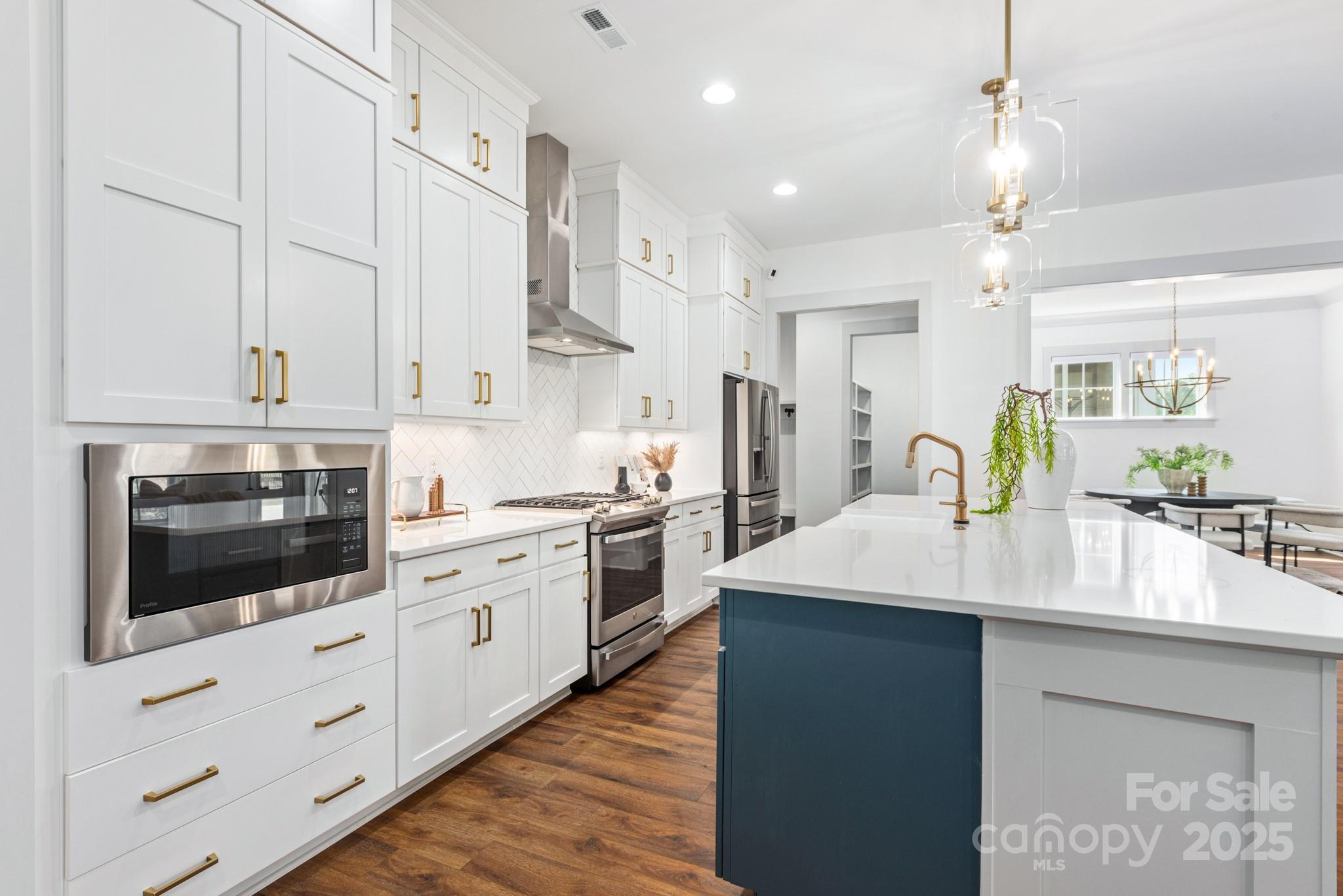 1006 Garden Terrace Circle