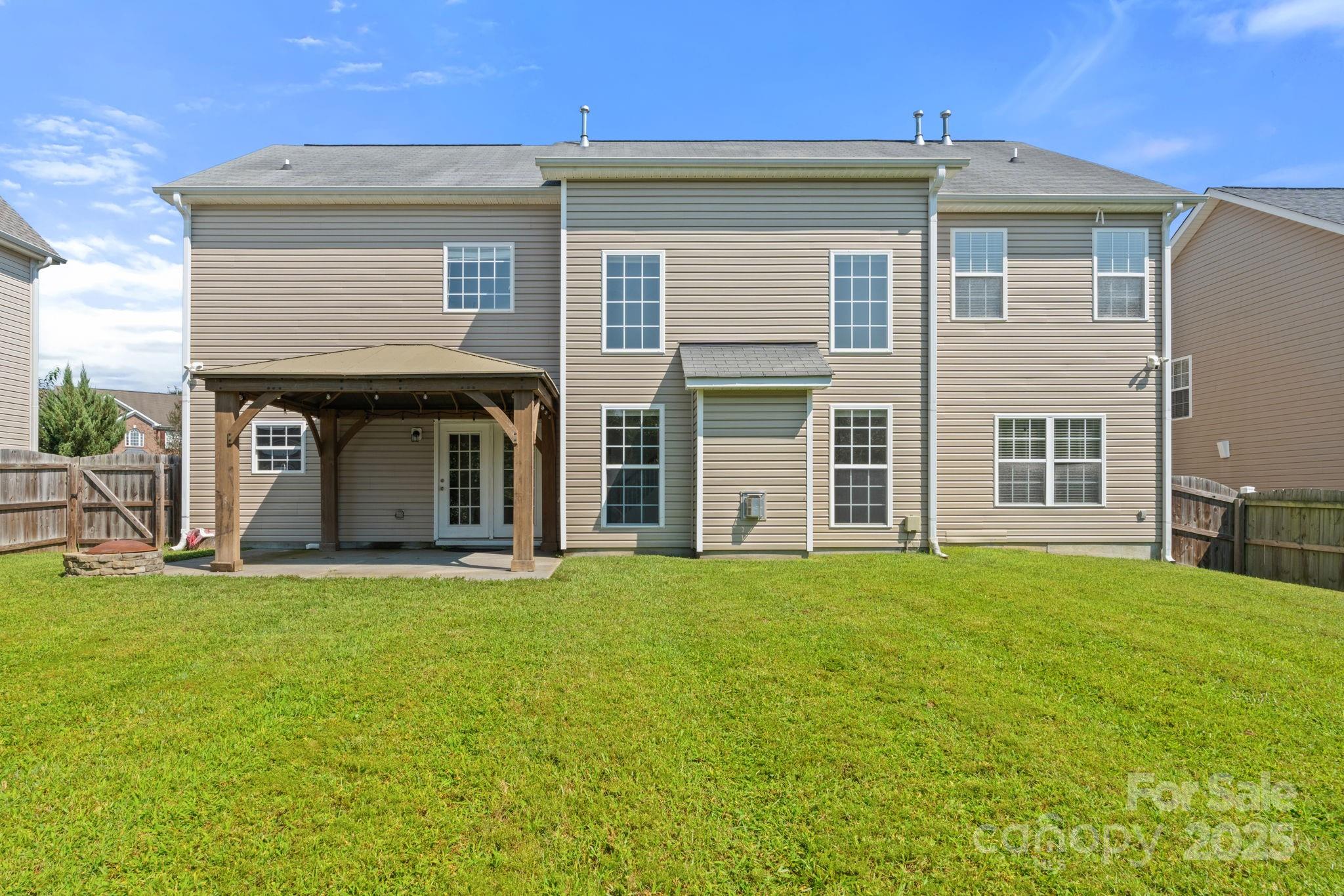 3527 Glenfield Lane
