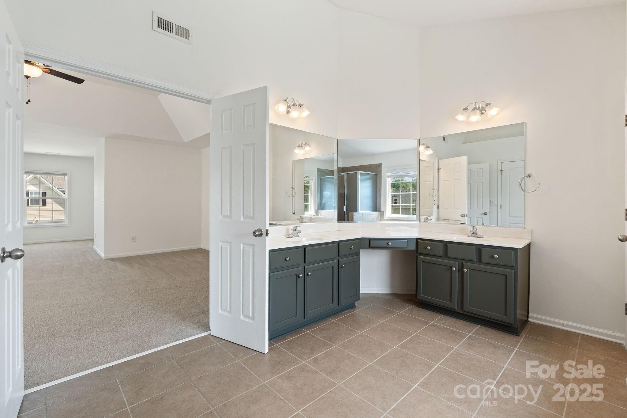 3527 Glenfield Lane