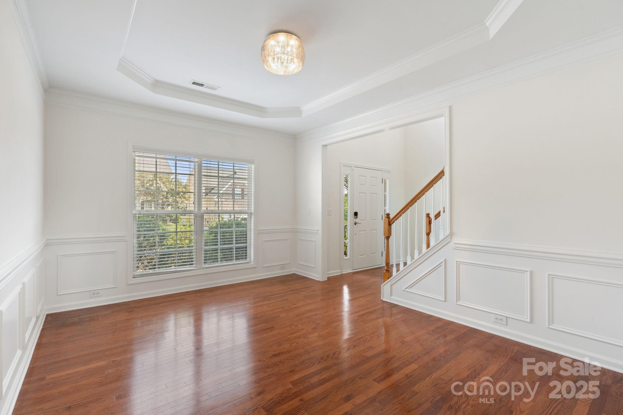 3527 Glenfield Lane