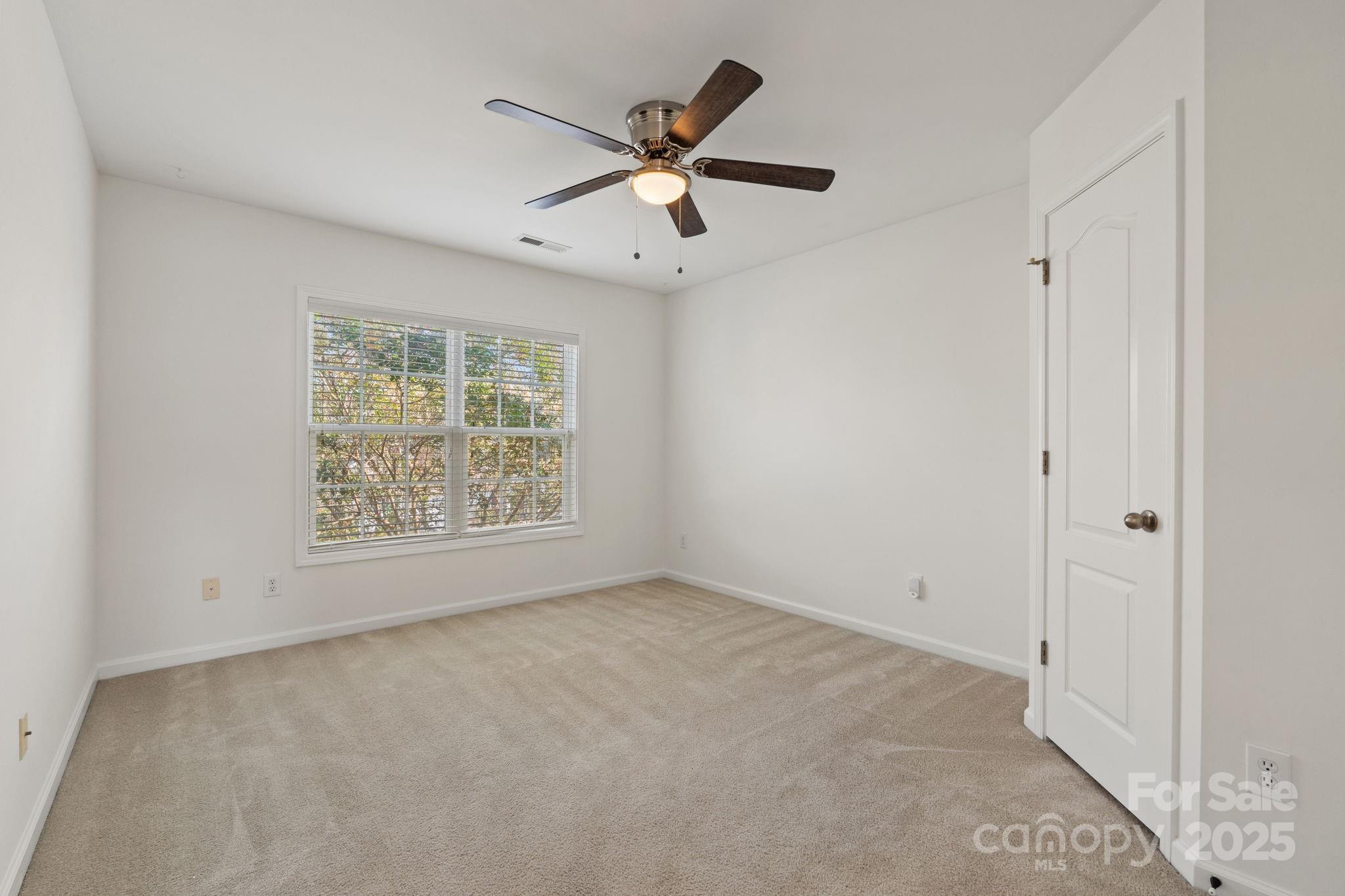 3527 Glenfield Lane