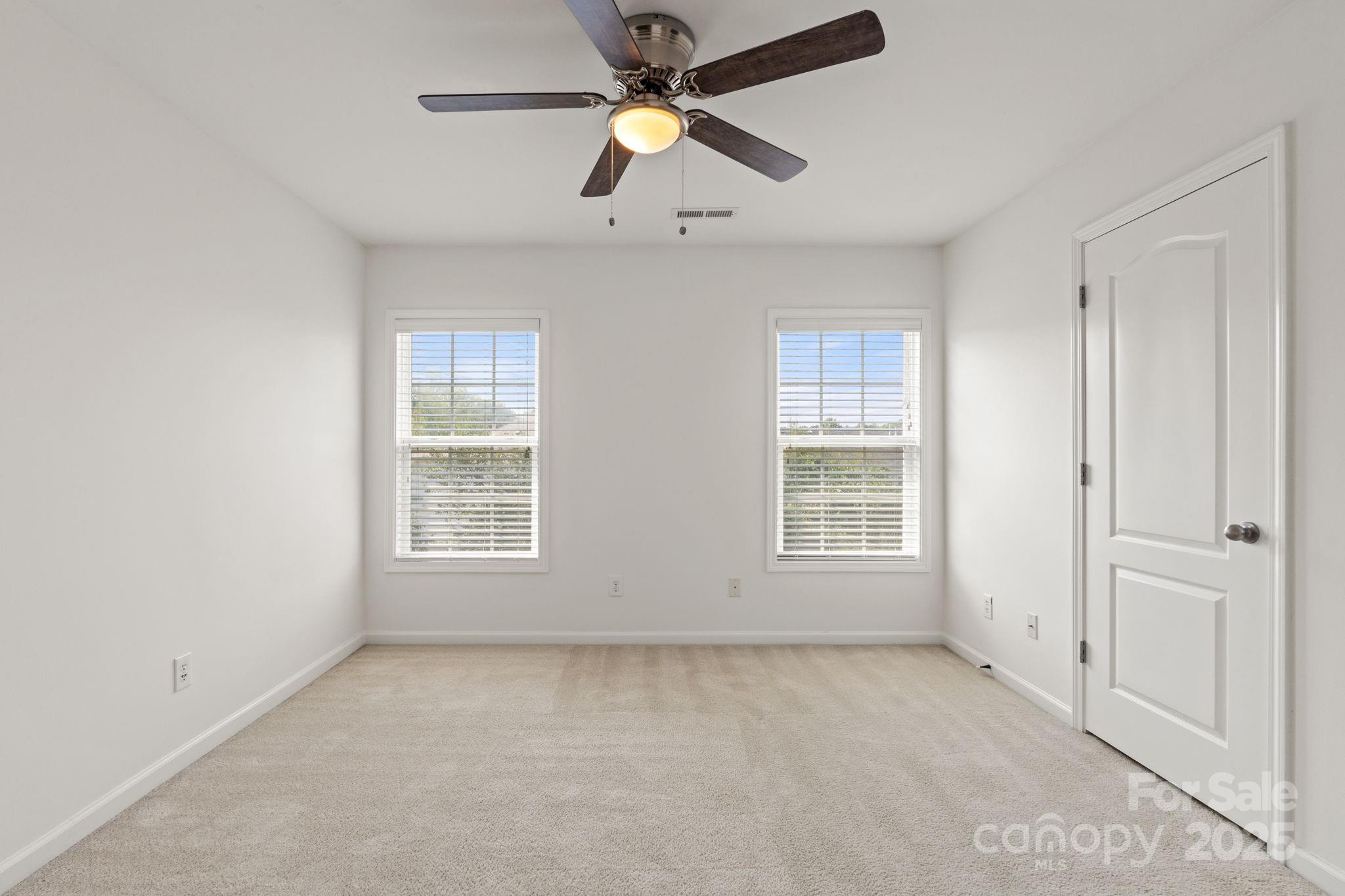 3527 Glenfield Lane
