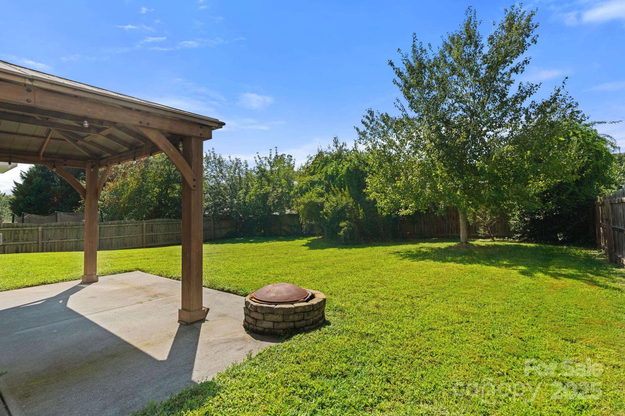 3527 Glenfield Lane
