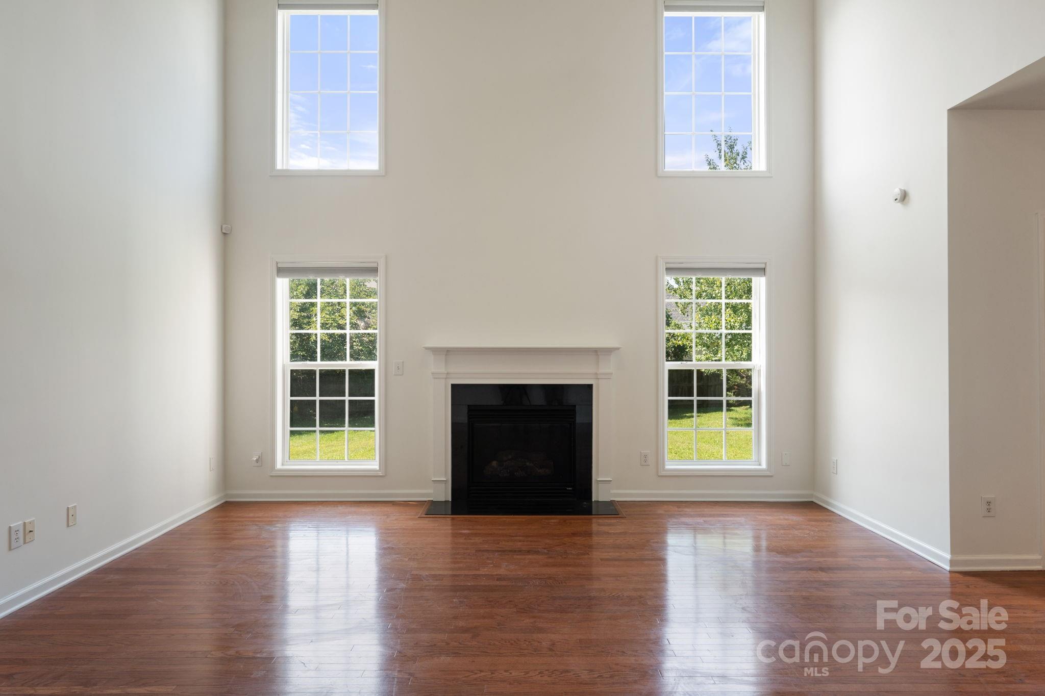 3527 Glenfield Lane