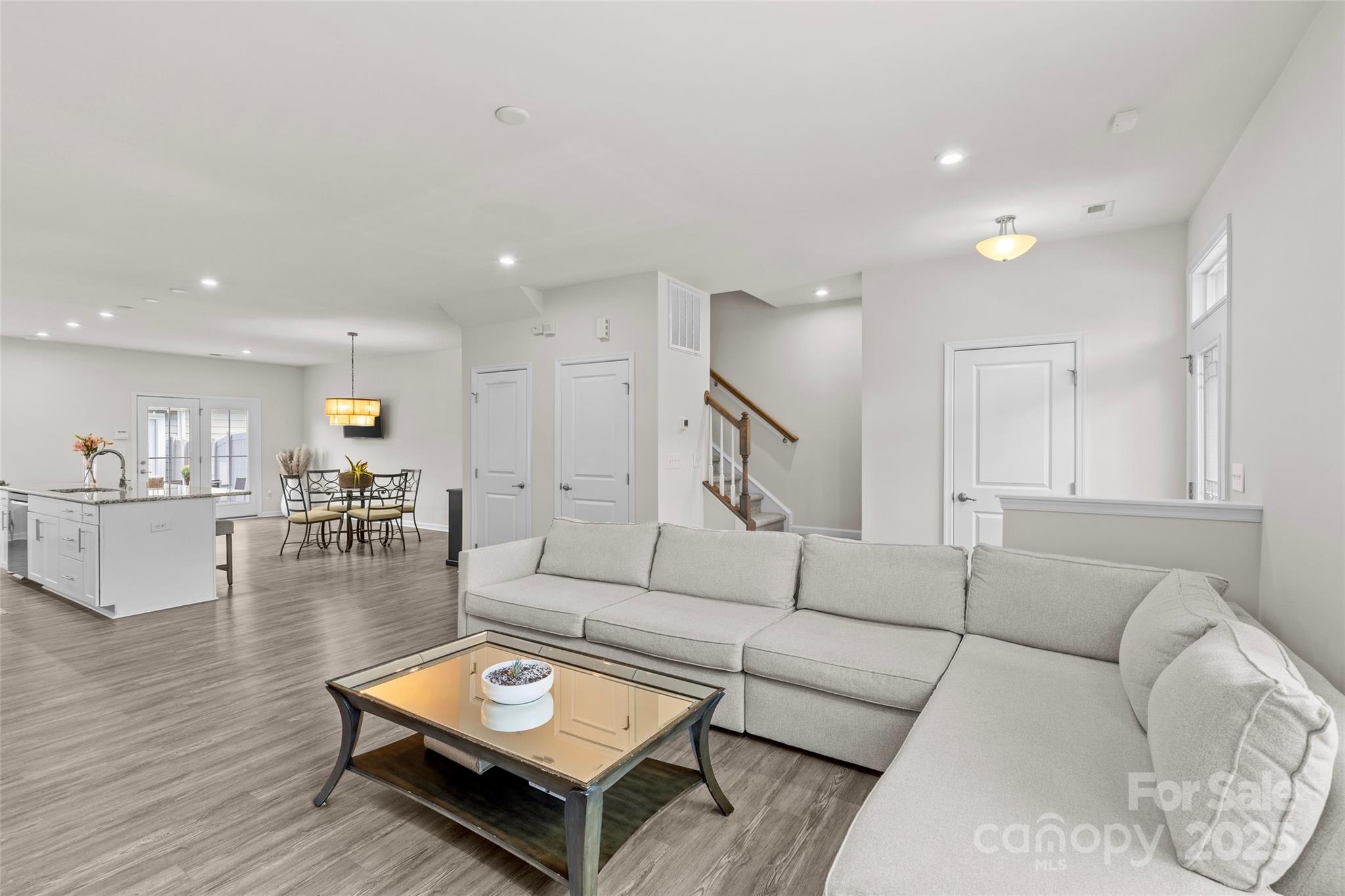 12729 Glowing Peak Road
