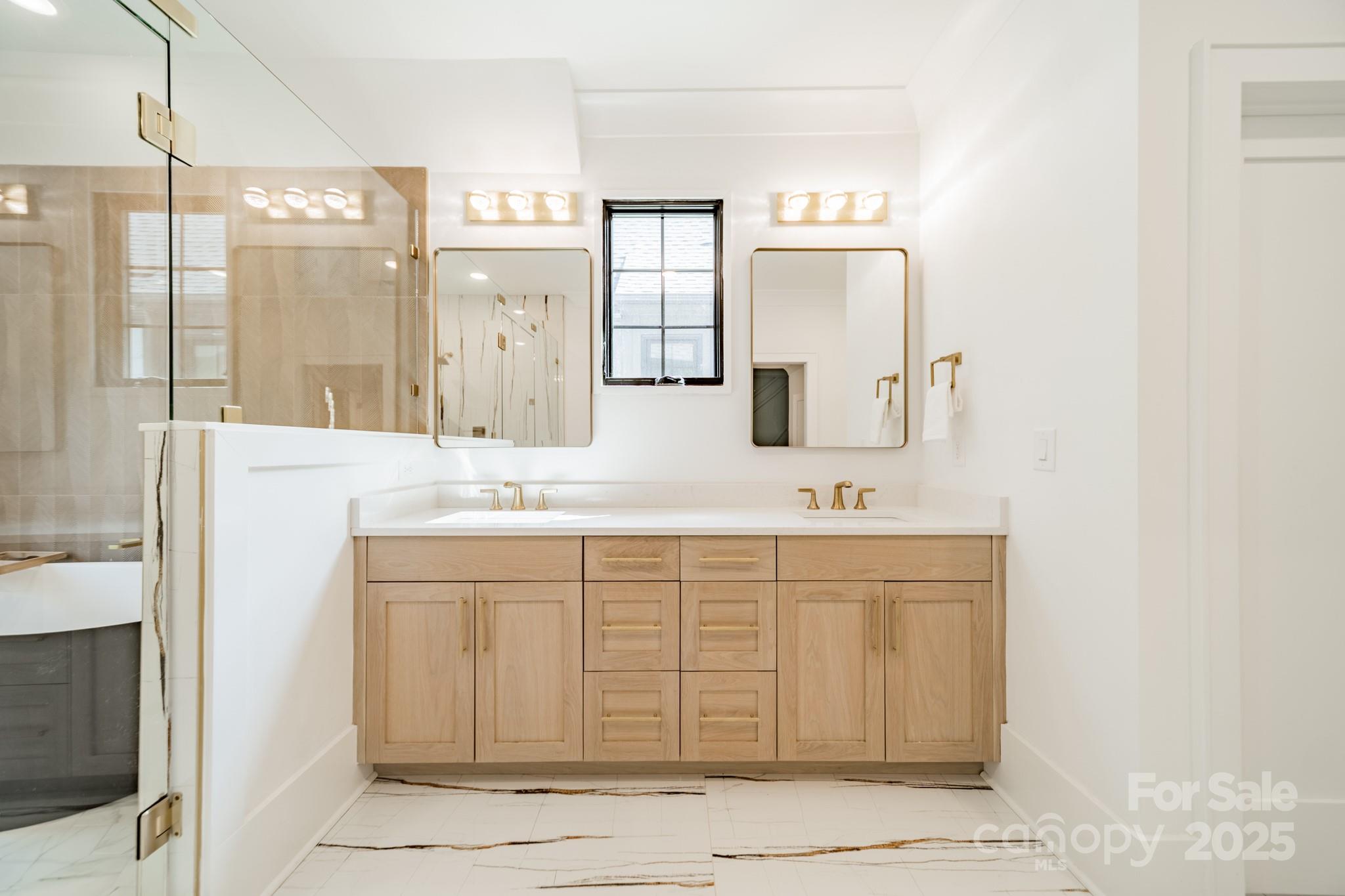 6121 Berryhill Towns Drive