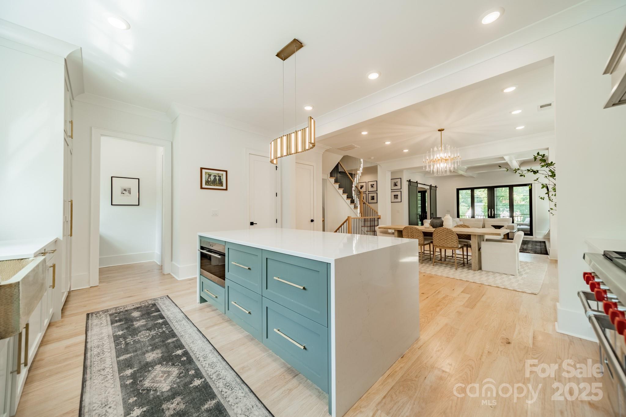 6121 Berryhill Towns Drive