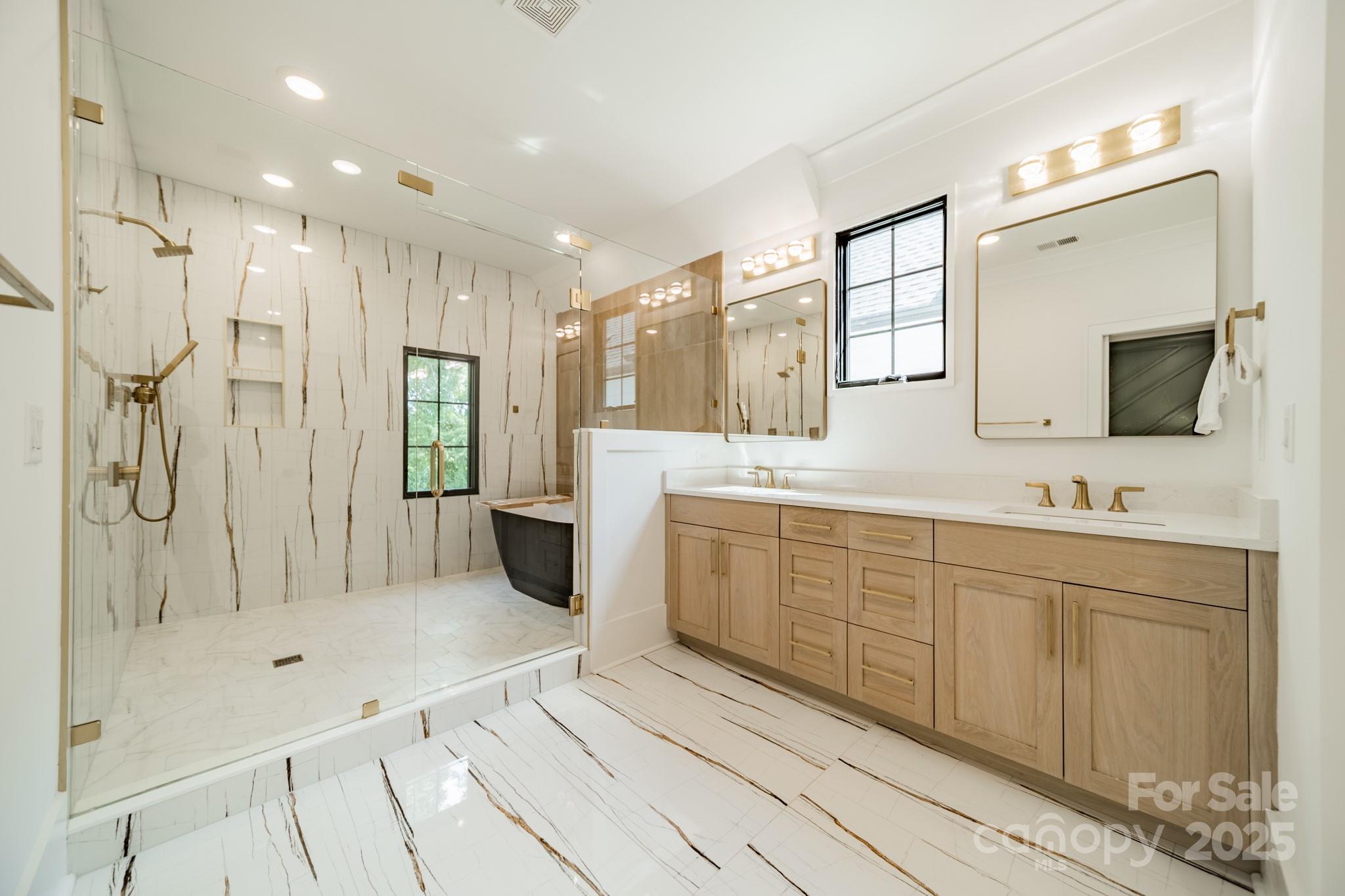 6121 Berryhill Towns Drive