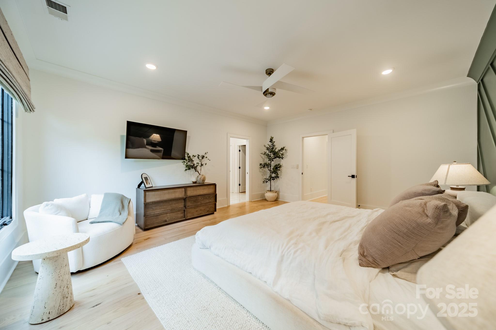 6121 Berryhill Towns Drive