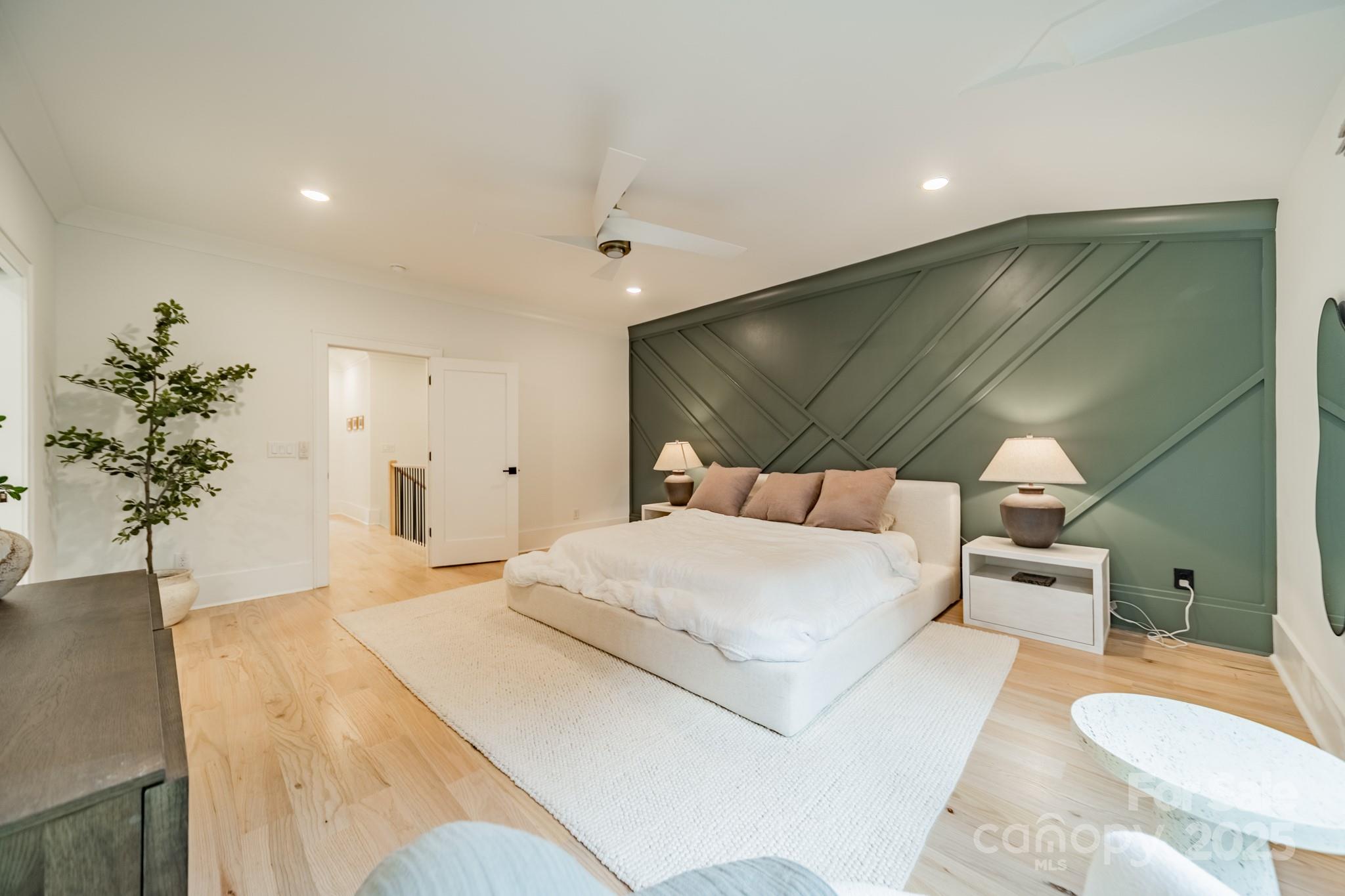 6121 Berryhill Towns Drive