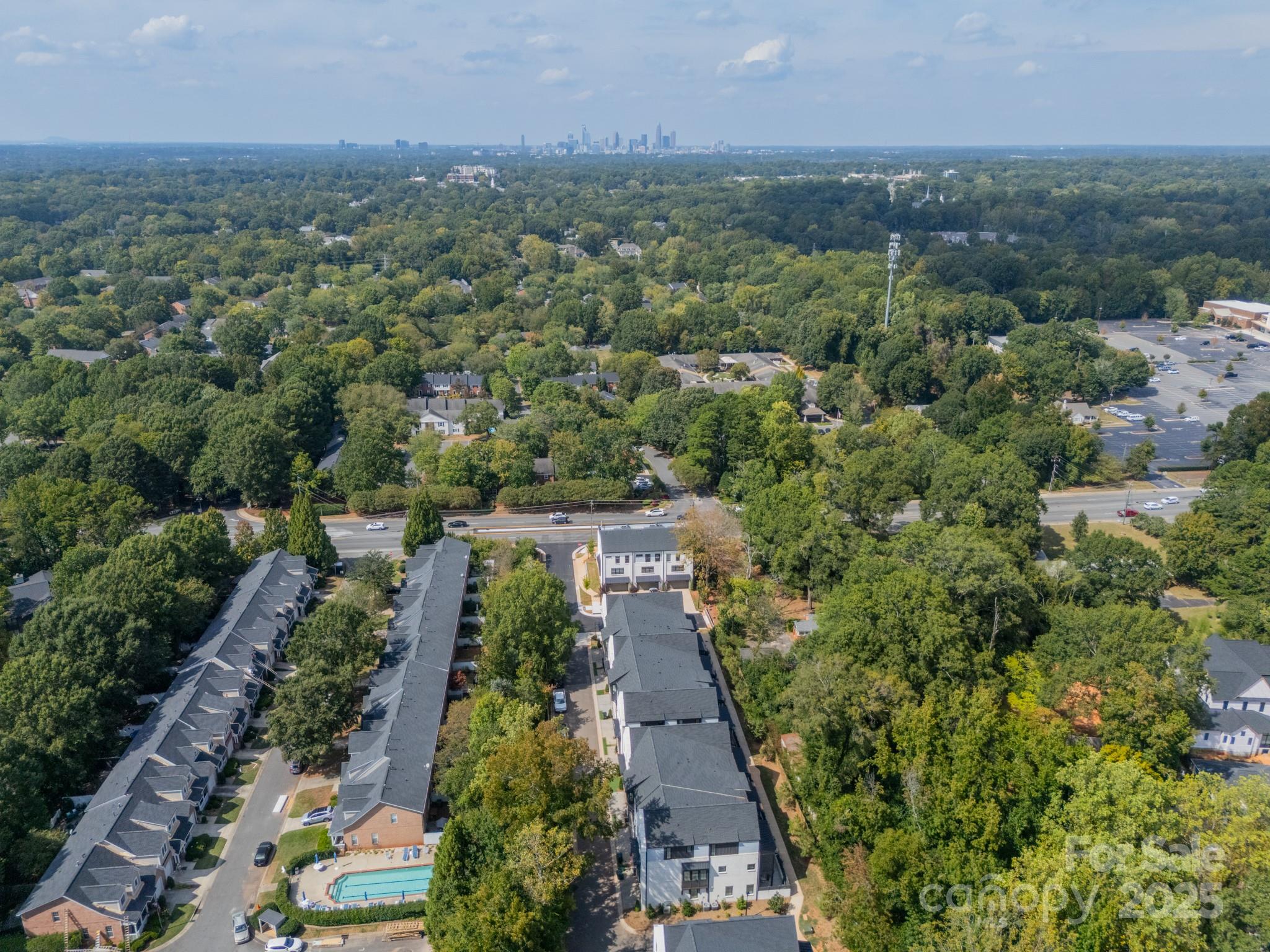 6121 Berryhill Towns Drive