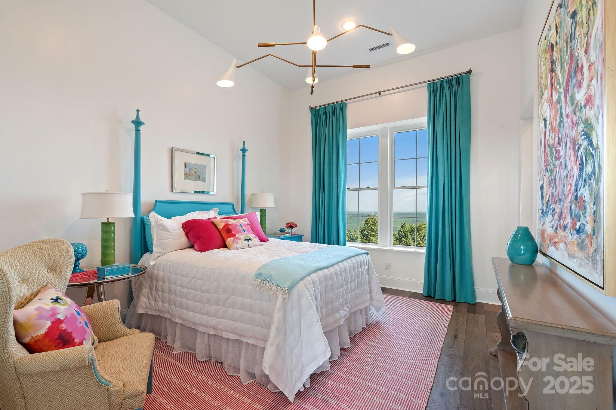 1475 Fawn Drive