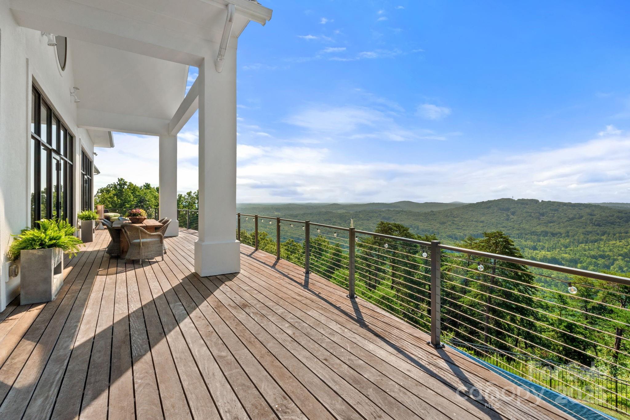 1475 Fawn Drive