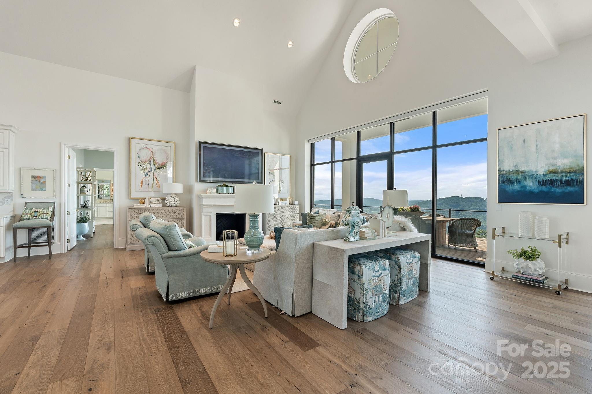 1475 Fawn Drive