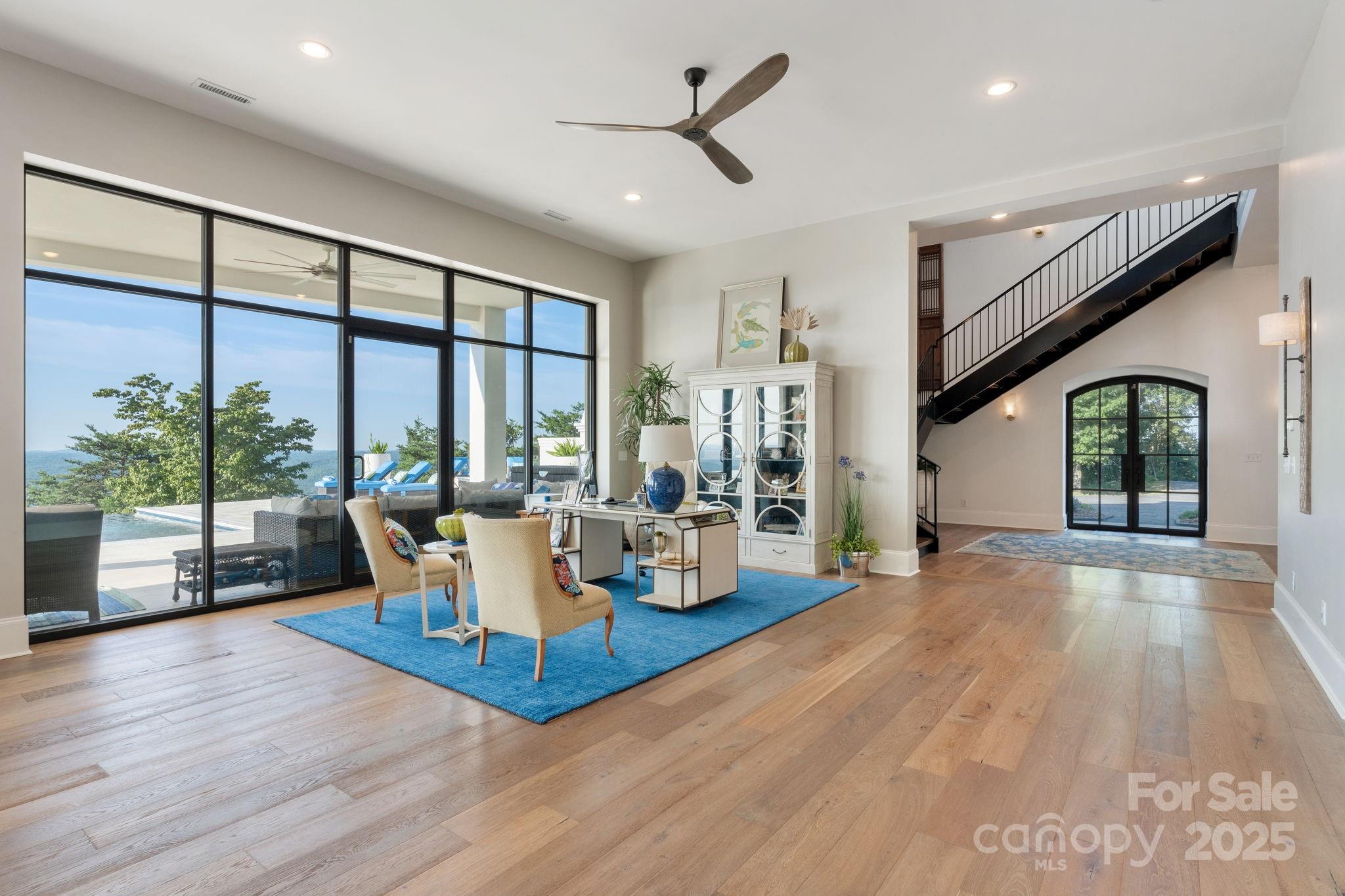 1475 Fawn Drive