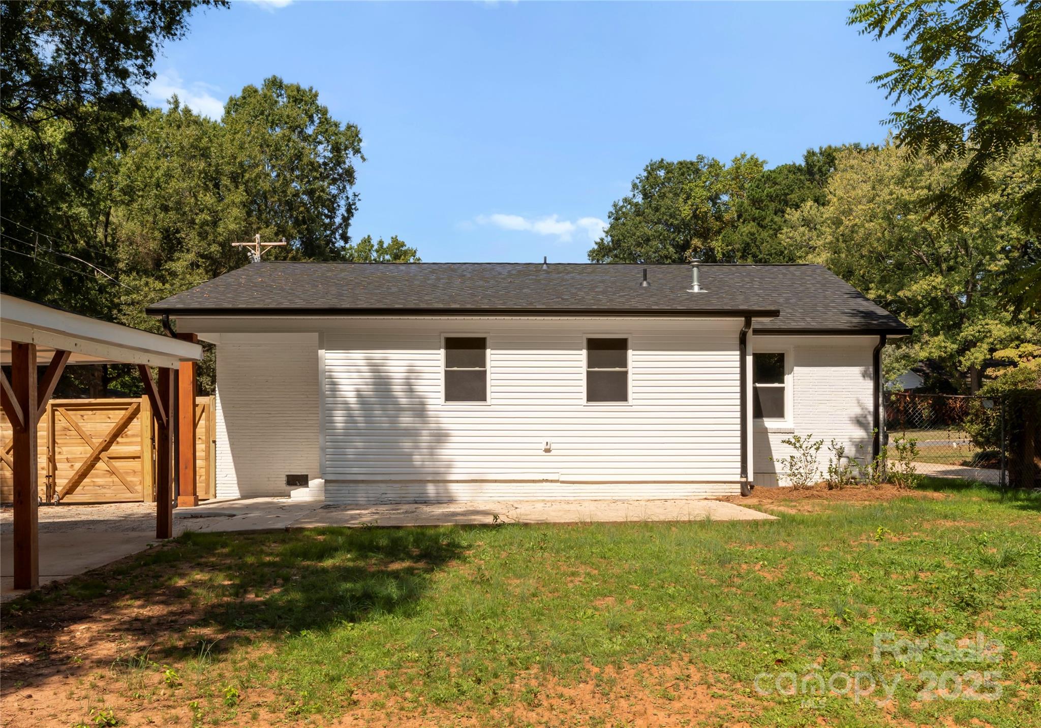 2900 Enfield Road