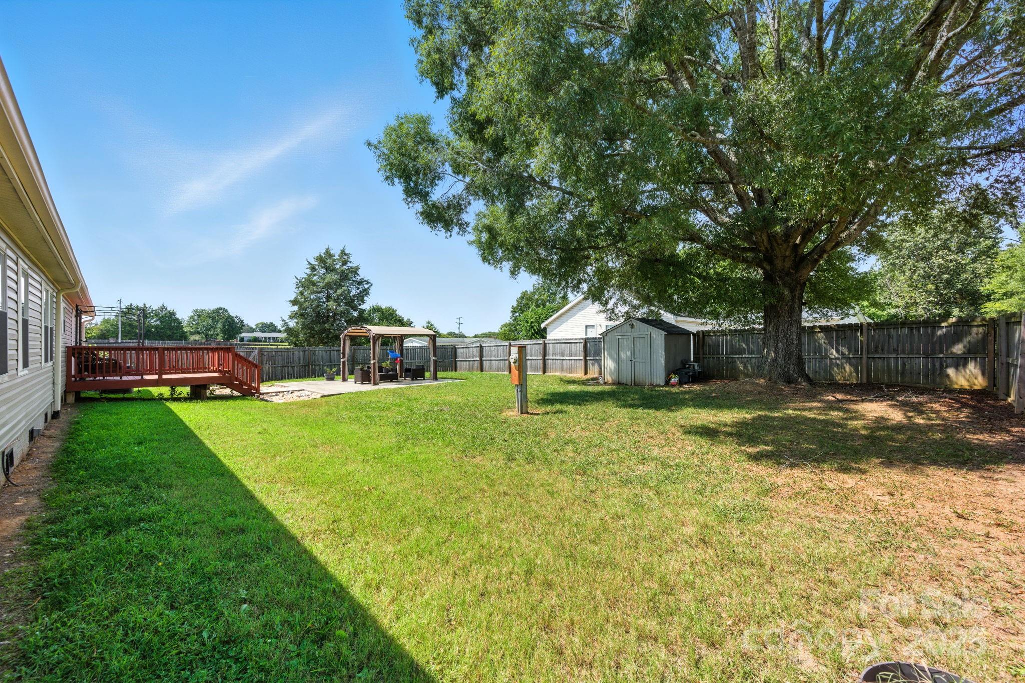 1001 Olde Creek Trail