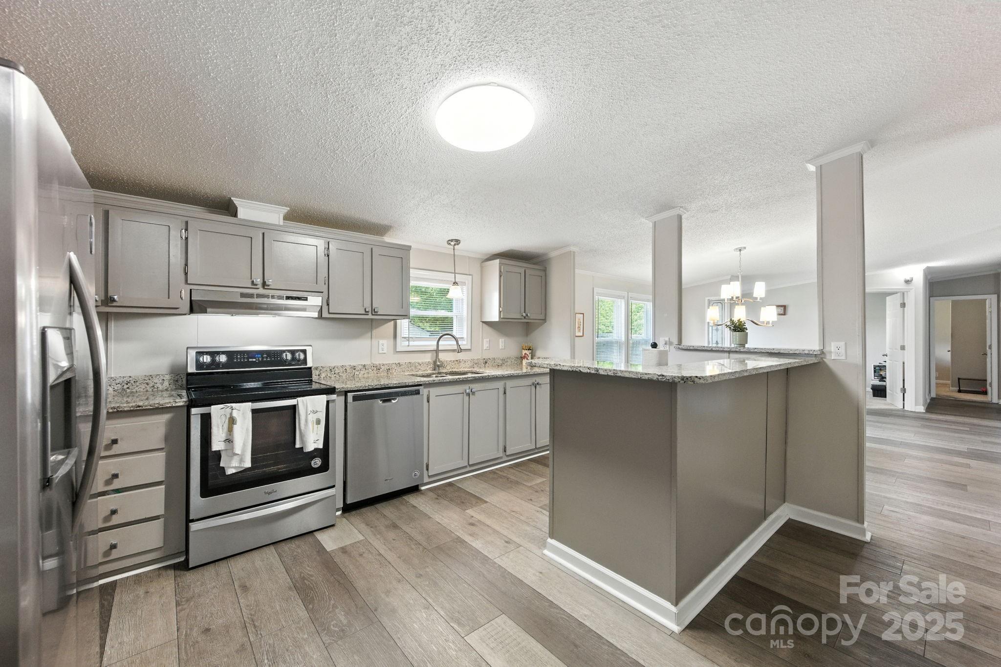 1001 Olde Creek Trail