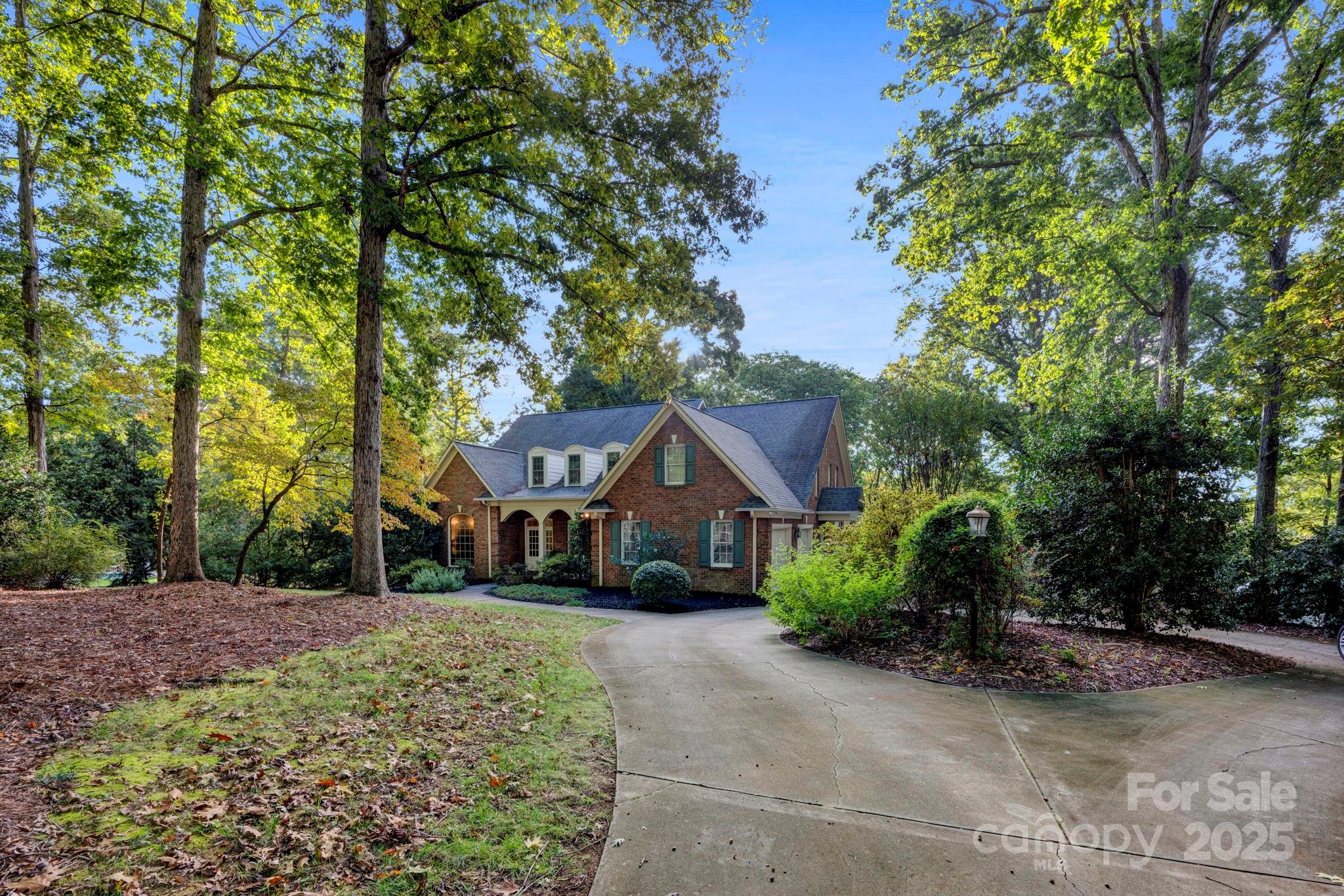 1707 Walden Pond Lane