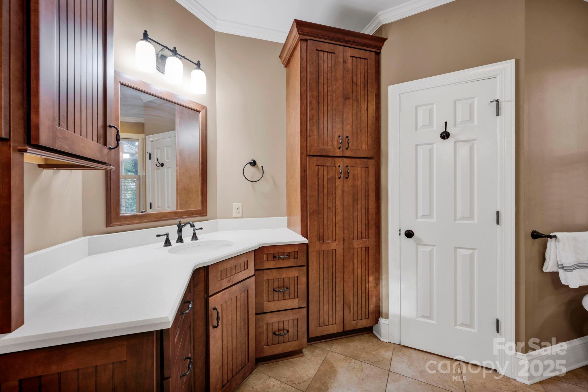 1707 Walden Pond Lane