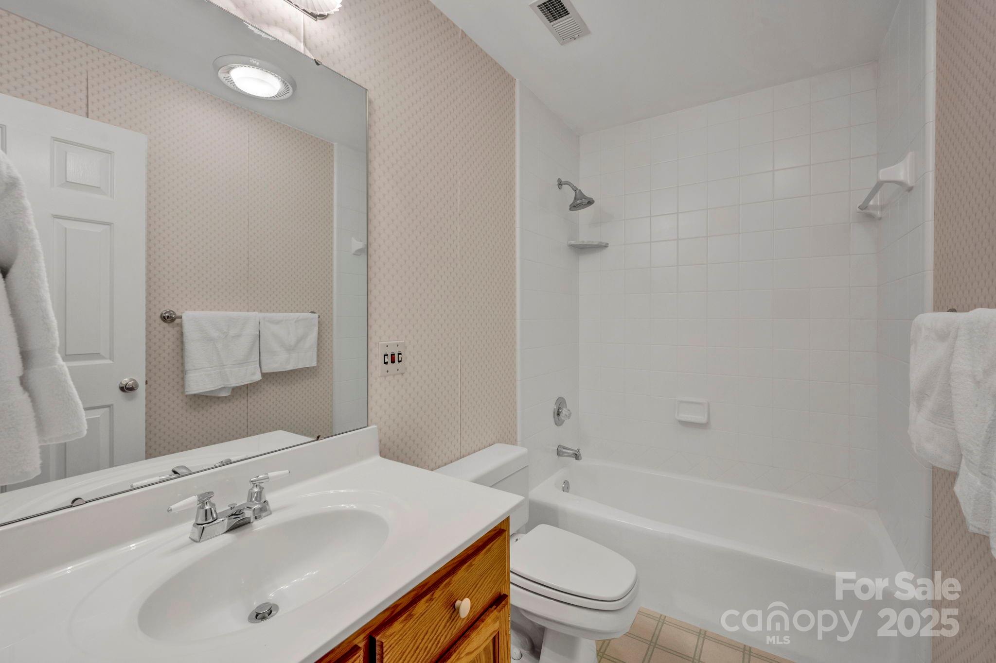 1707 Walden Pond Lane