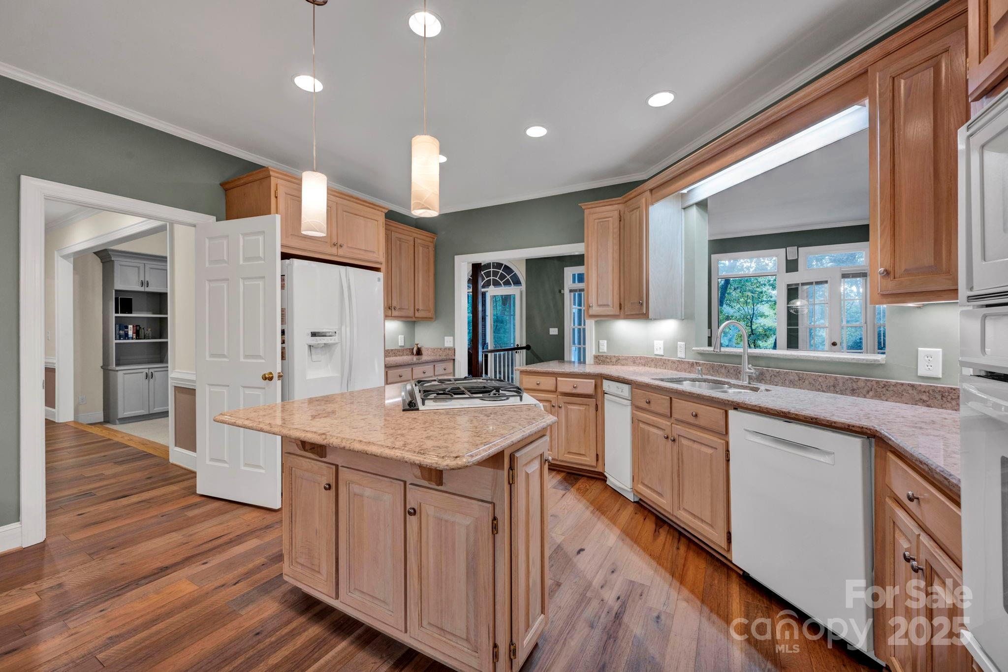 1707 Walden Pond Lane