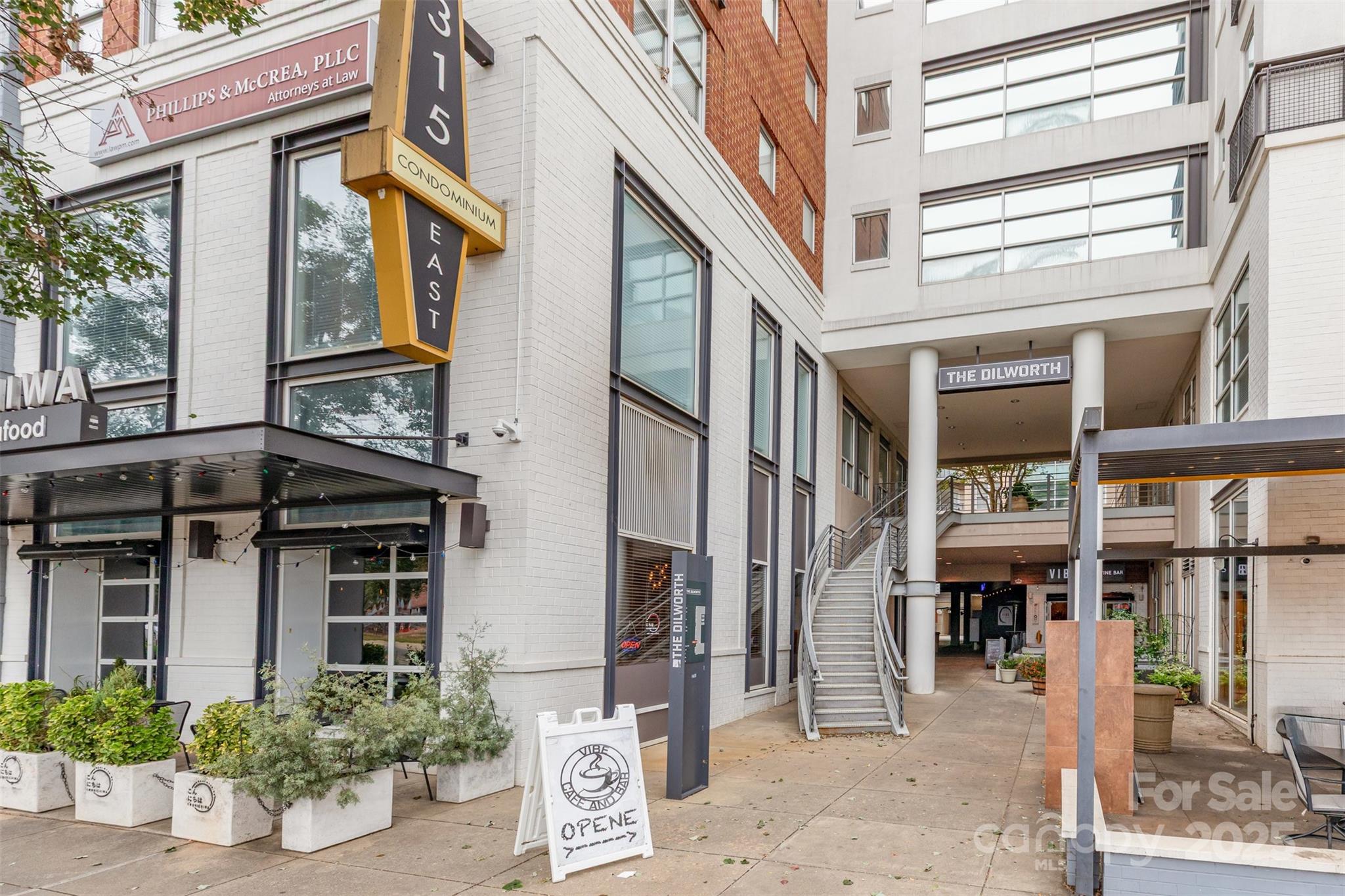 1315 East Boulevard Unit: 321