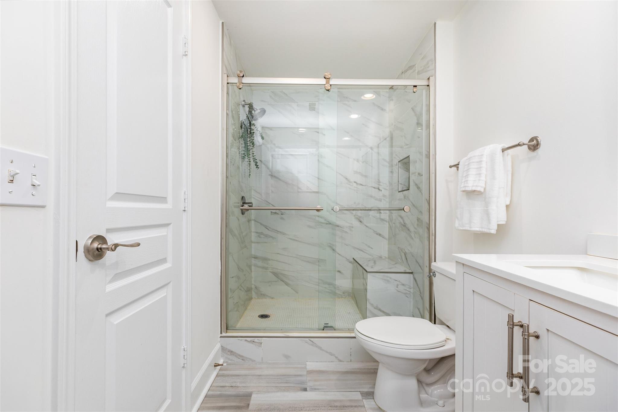1315 East Boulevard Unit: 321