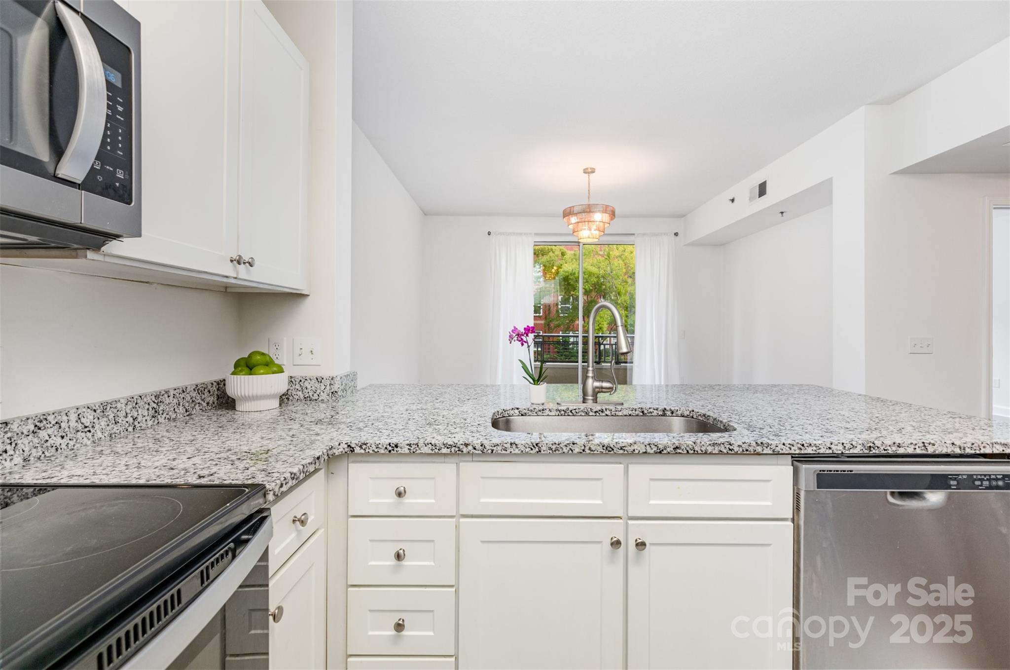 1315 East Boulevard Unit: 321