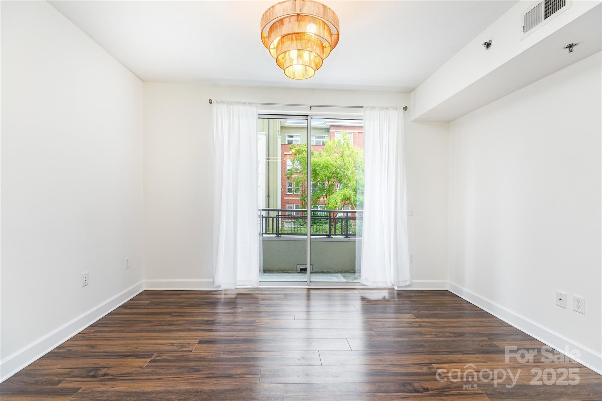 1315 East Boulevard Unit: 321