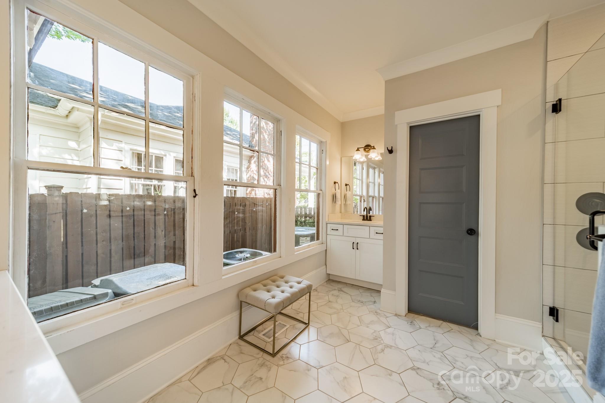 2224 Sarah Marks Avenue