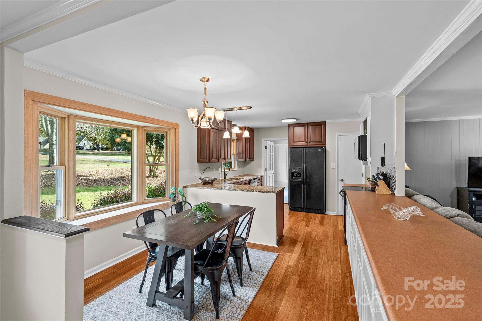 1949 Candlewick Drive