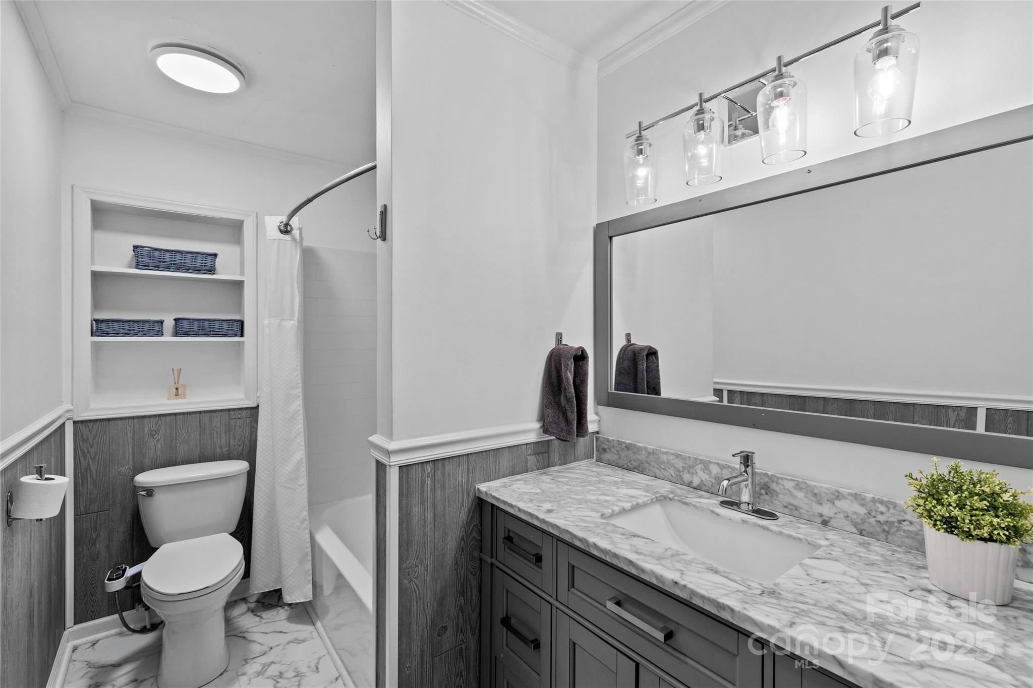 1949 Candlewick Drive