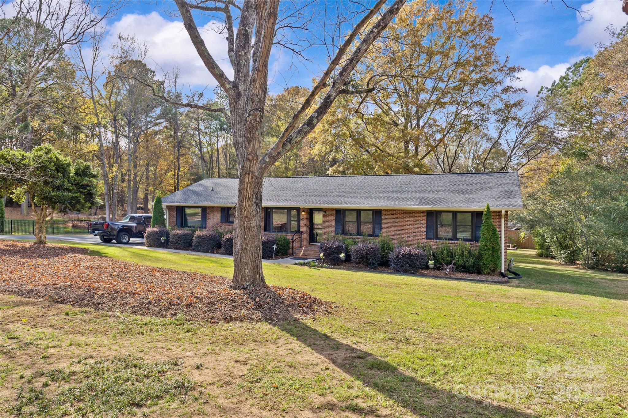 1949 Candlewick Drive