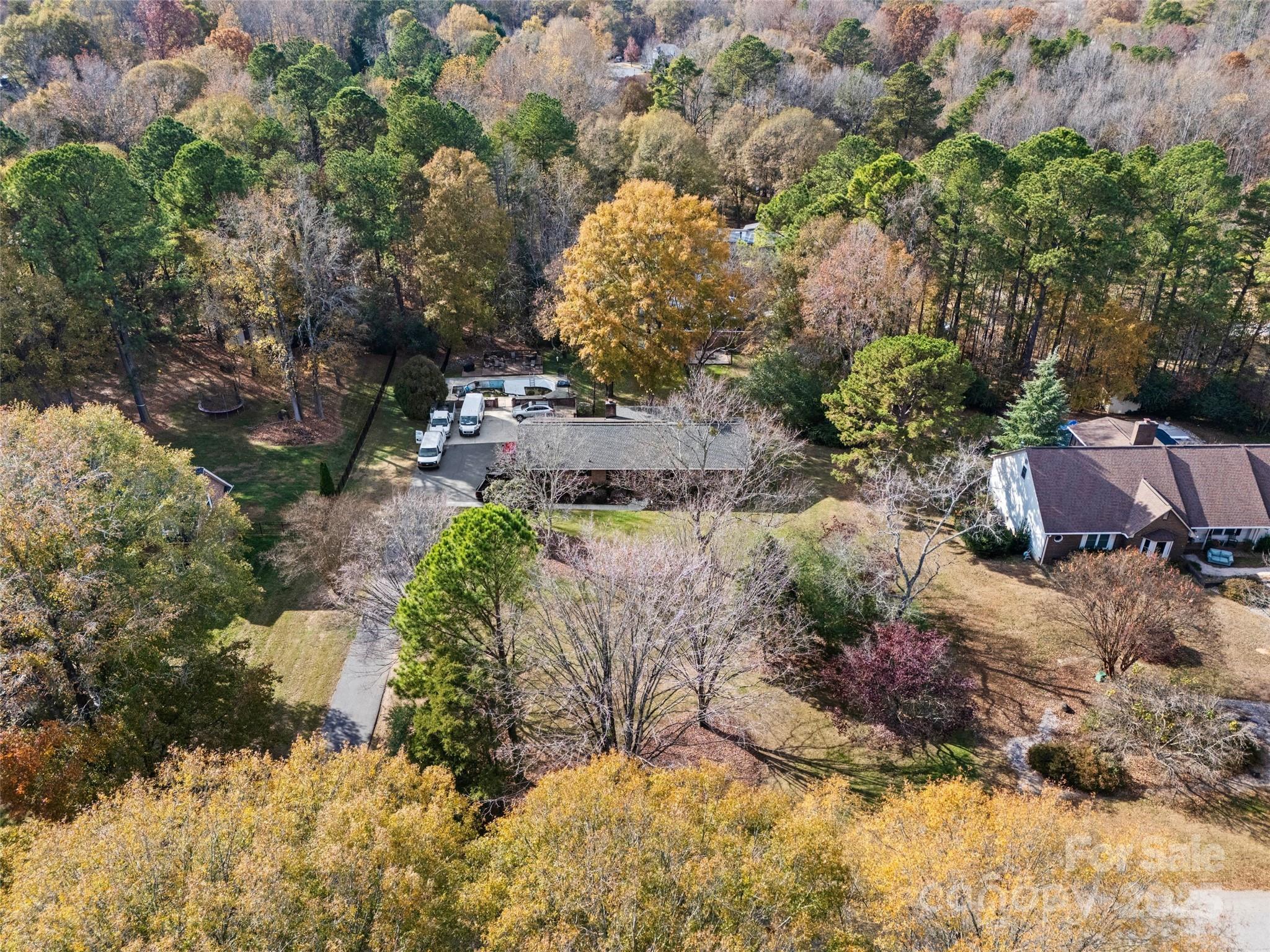 1949 Candlewick Drive