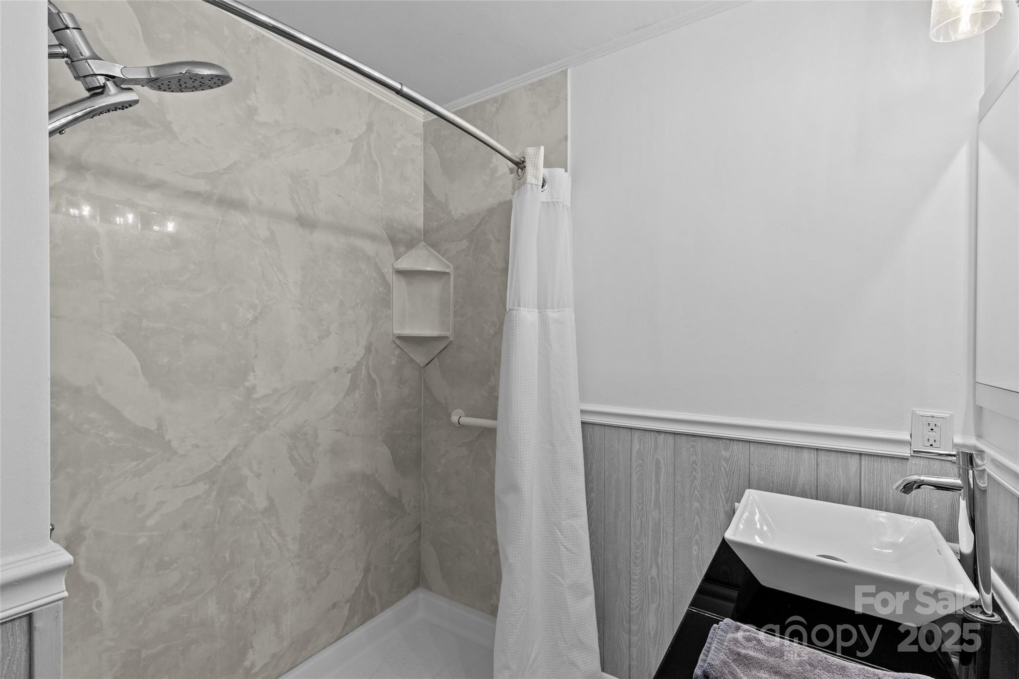 1949 Candlewick Drive