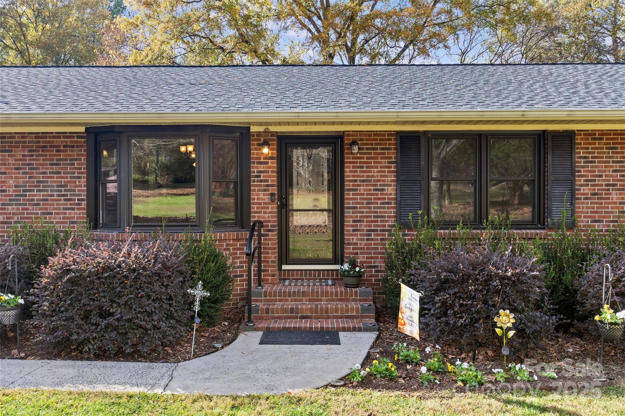 1949 Candlewick Drive