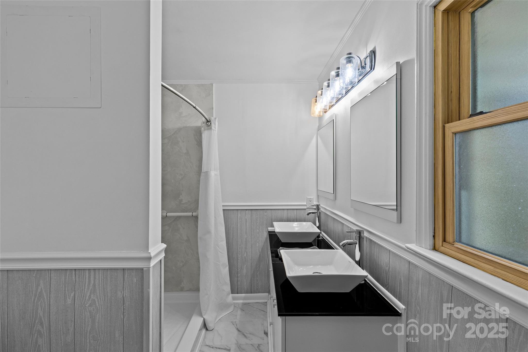 1949 Candlewick Drive