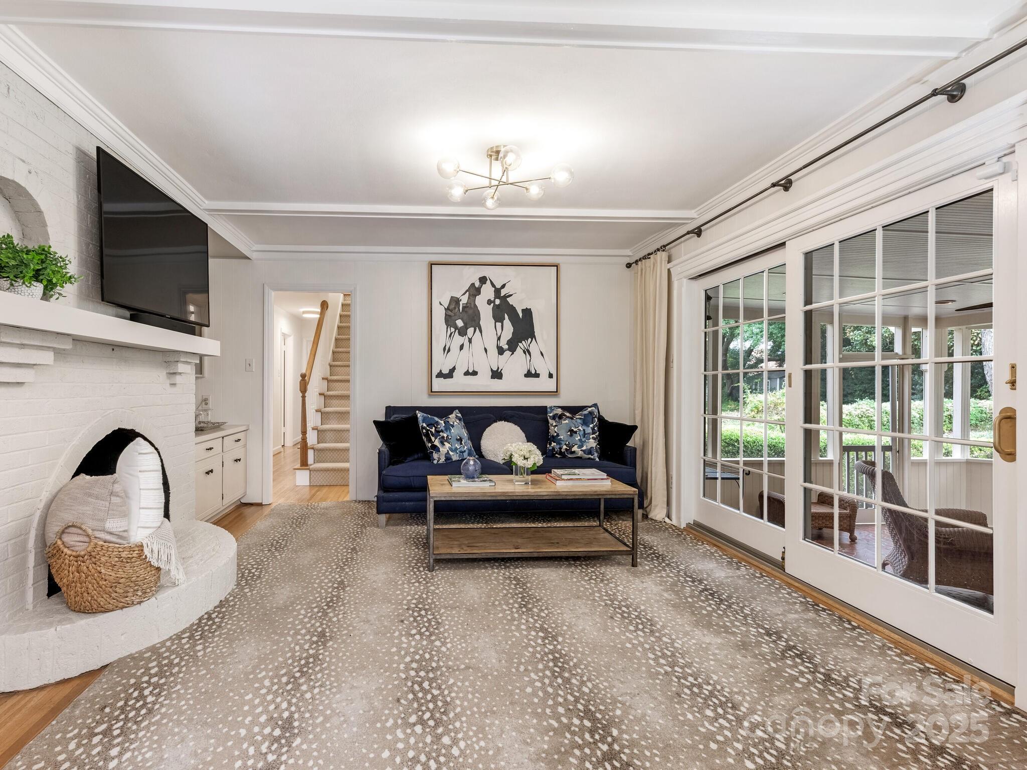 3239 Sunnybrook Drive