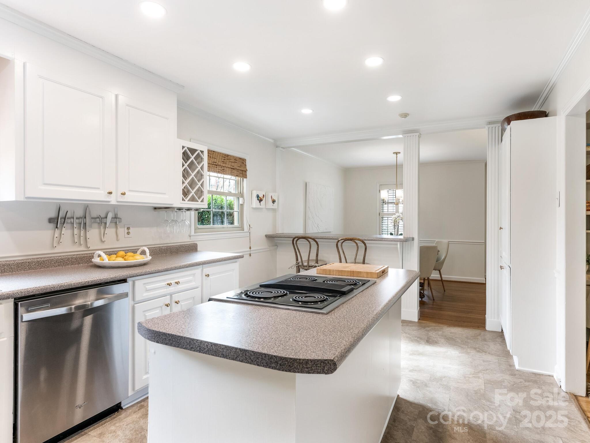 3239 Sunnybrook Drive
